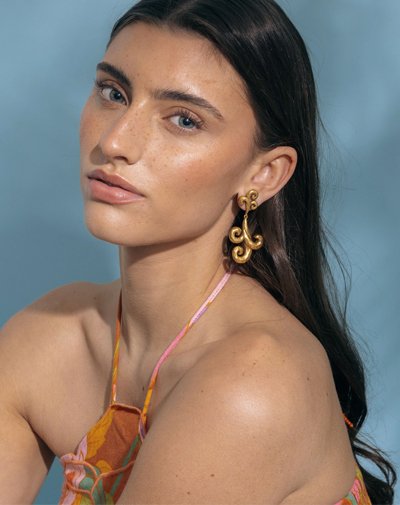 Loren Hope Featured Image