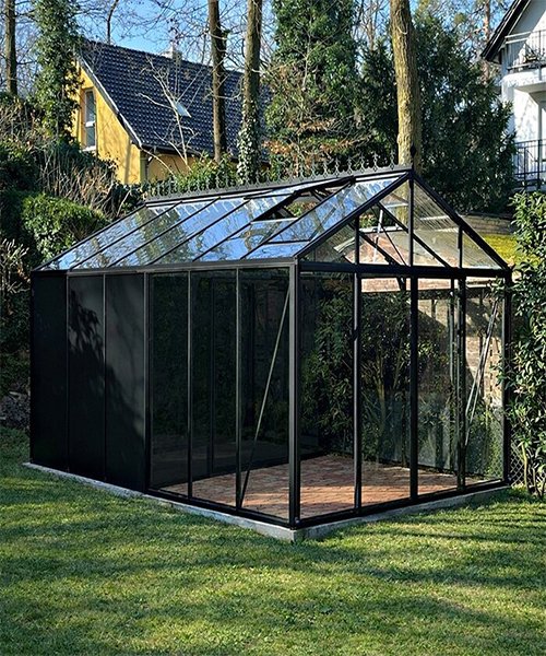 3. Aluminum Victorian Greenhouse