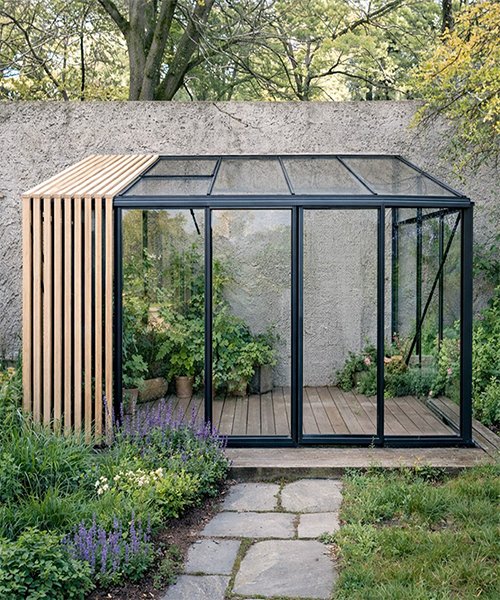 4. Aluminum Lean-To Greenhouse